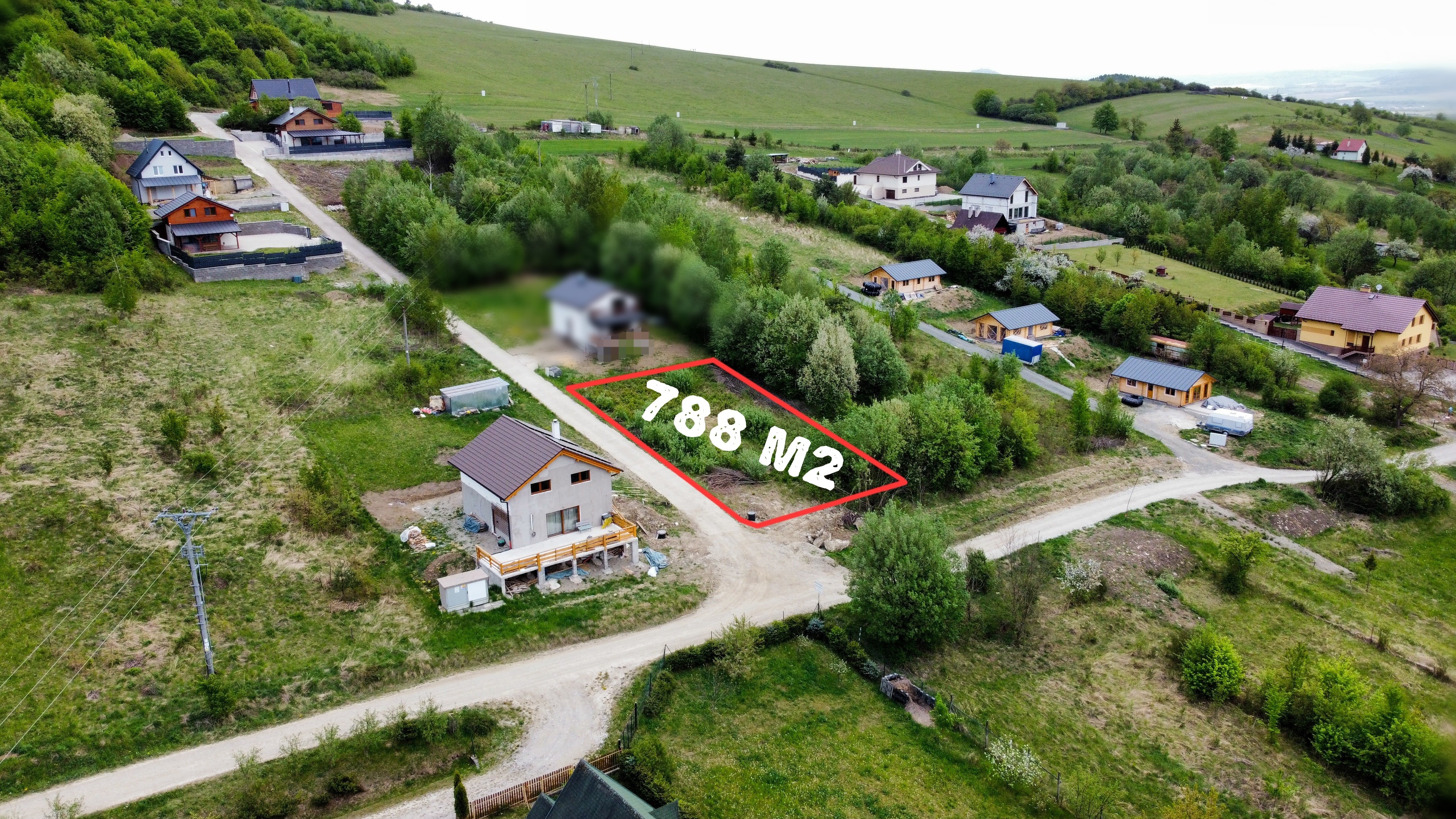 NA PREDAJ rekreačný pozemok na výstavbu chaty v obci Drienica